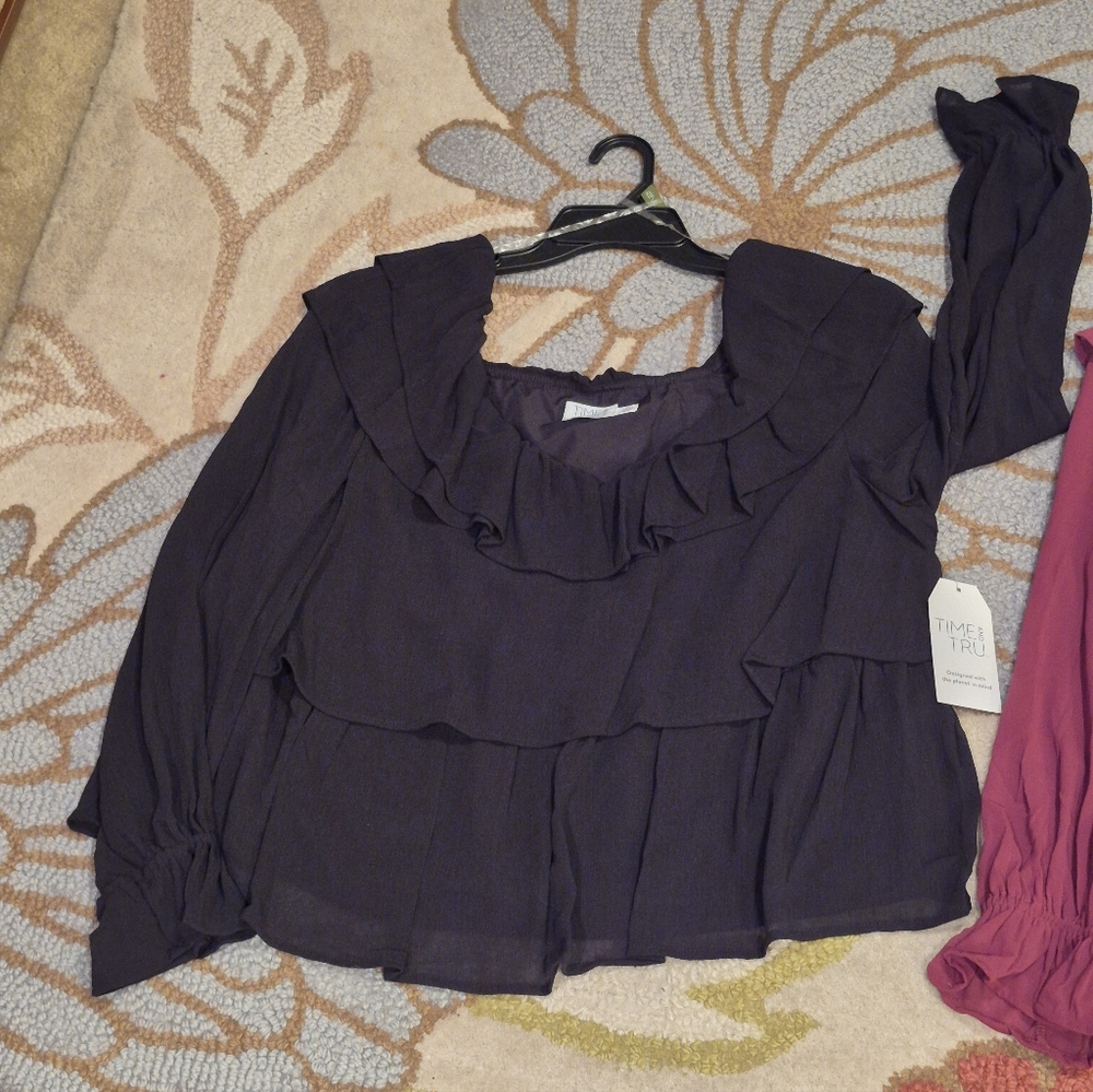 NWT Lot Of 2 Time And Tru Womens Long Sleeve Ruffle Blouse Size XL - Picture 3 of 11